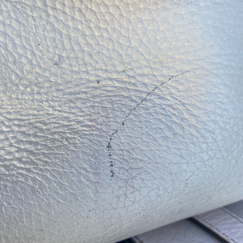 kate spade handbag. used. see all pictures